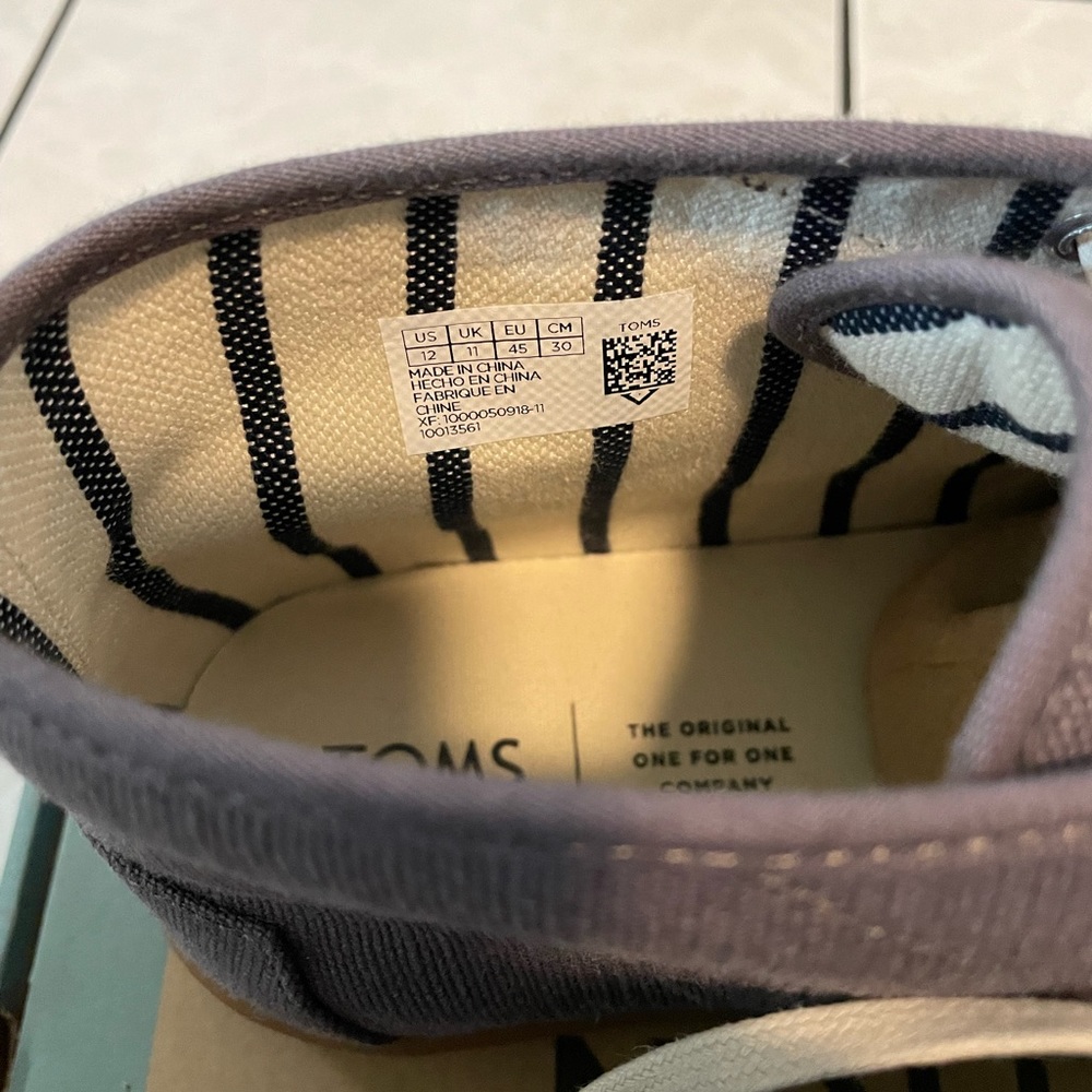 Toms chukka grey/gum sole size 12 men’s